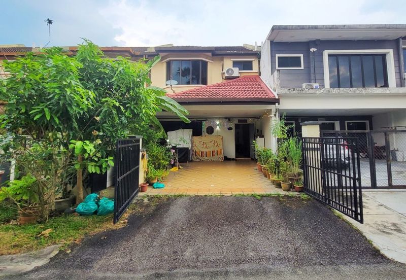 Seksyen 11, Kota Damansara