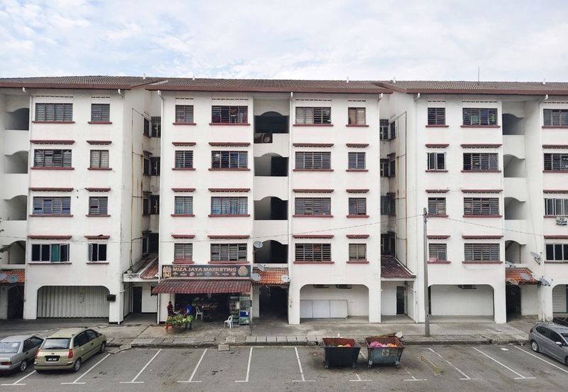 Subang Perdana Goodyear Court 10