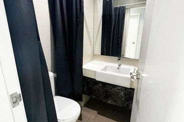 I Residence @ I City