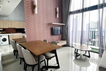 I Residence @ I City