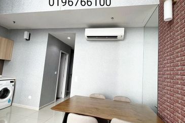 I Residence @ I City