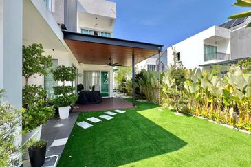 Ebonylane @ Eco Forest