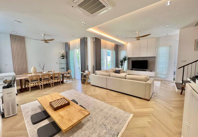 Ebonylane @ Eco Forest