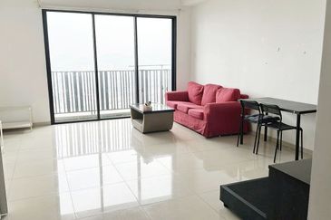 I Residence @ I City