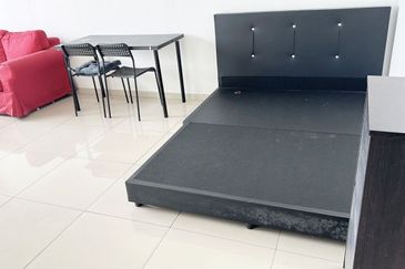 I Residence @ I City