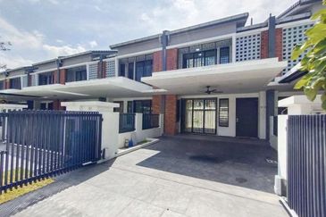 Elmina Green Three @ City of Elmina