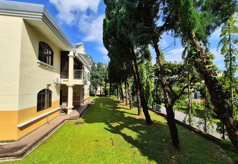 KGSAAS Golf Club, Seksyen 13