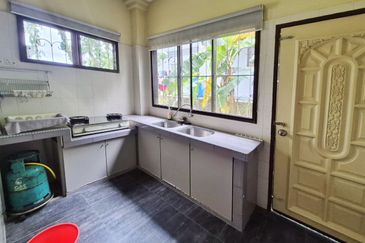 KGSAAS Golf Club, Seksyen 13