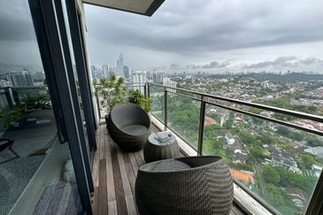 Nadi Bangsar Service Residence