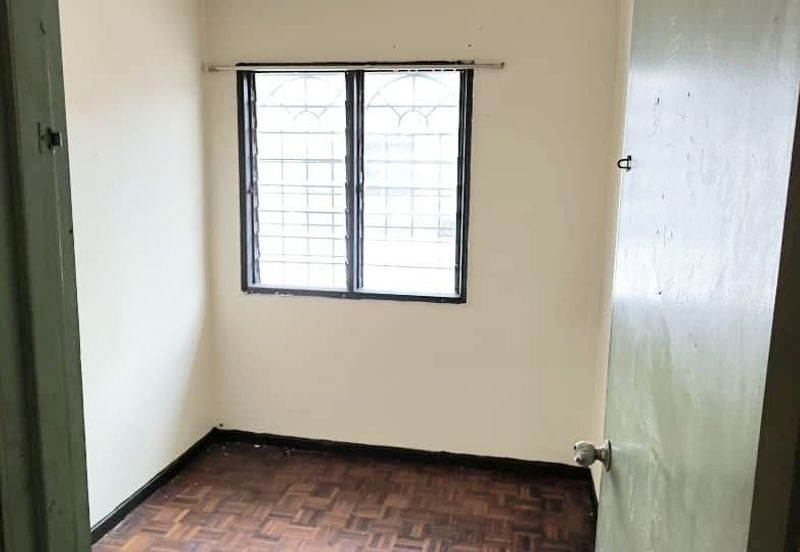 Taman Sri Subang PJS 10