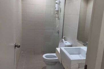 I Residence @ I City