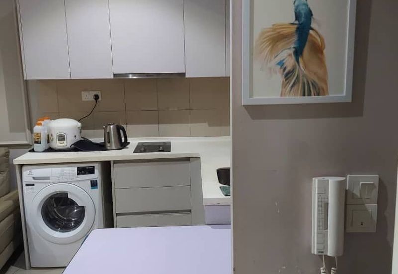 I Residence @ I City