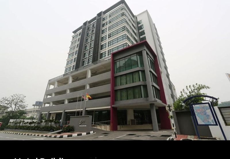 Nexus Regency Suites & Hotel