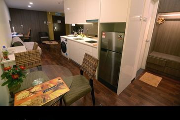 Nexus Regency Suites & Hotel