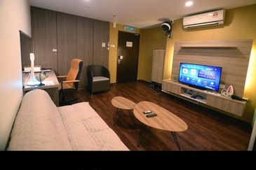 Nexus Regency Suites & Hotel