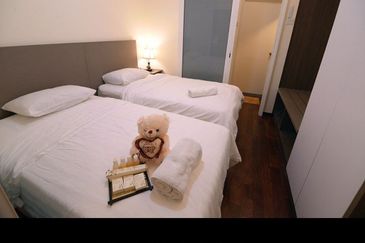 Nexus Regency Suites & Hotel