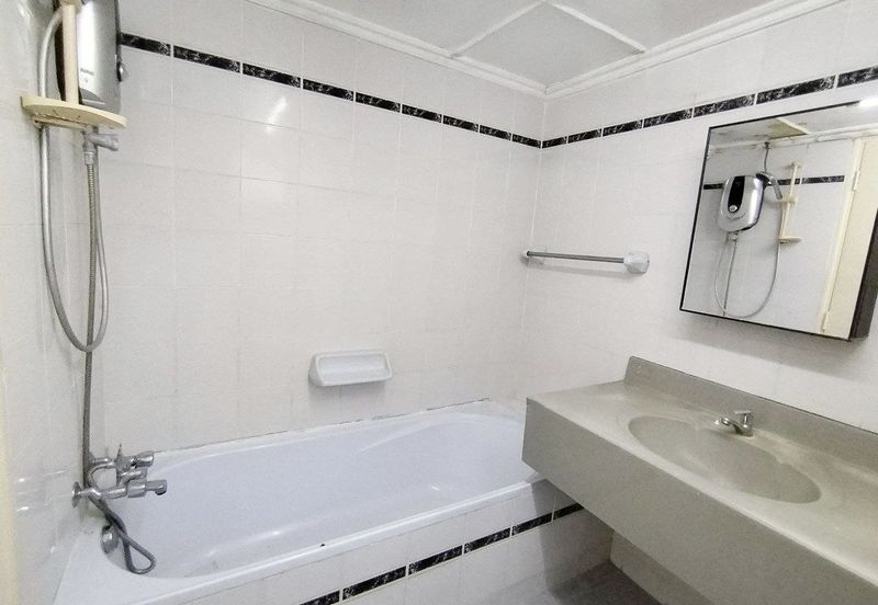 Ehsan Ria Condominium