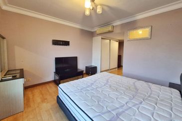 Kiara Designer Suites