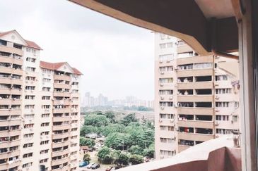 Sentul Utama Condominium