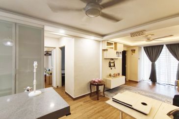 Alam Budiman Condominium (Pangsapuri Alam Budiman)