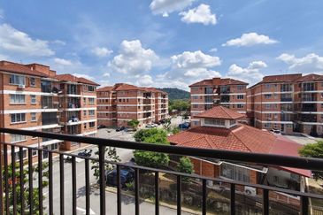 Alam Budiman Condominium (Pangsapuri Alam Budiman)