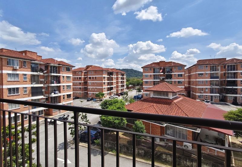 Alam Budiman Condominium (Pangsapuri Alam Budiman)