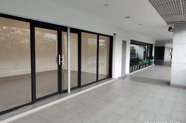 Radia Retail, Seksyen U8