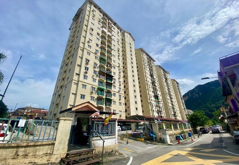 Pangsapuri Saujana Gombak