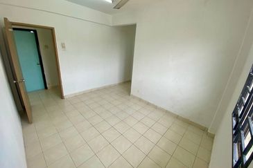 Pangsapuri Saujana Gombak