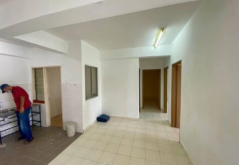 Pangsapuri Saujana Gombak