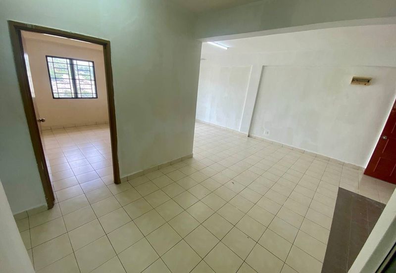 Pangsapuri Saujana Gombak