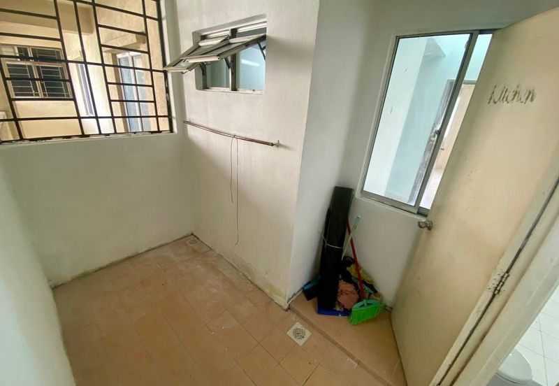 Pangsapuri Saujana Gombak