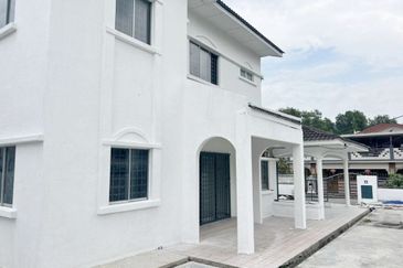 Sikamat Acasia Country Heights