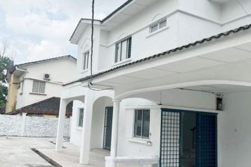 Sikamat Acasia Country Heights