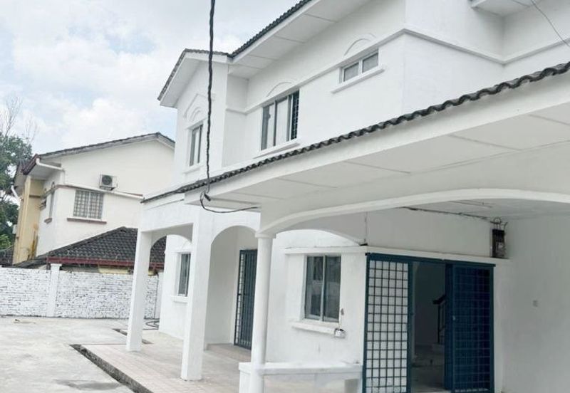 Sikamat Acasia Country Heights