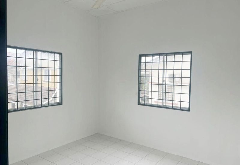 Sikamat Acasia Country Heights