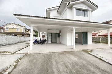 Sikamat Acasia Country Heights