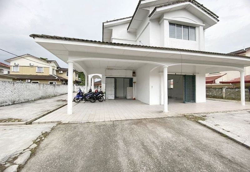 Sikamat Acasia Country Heights