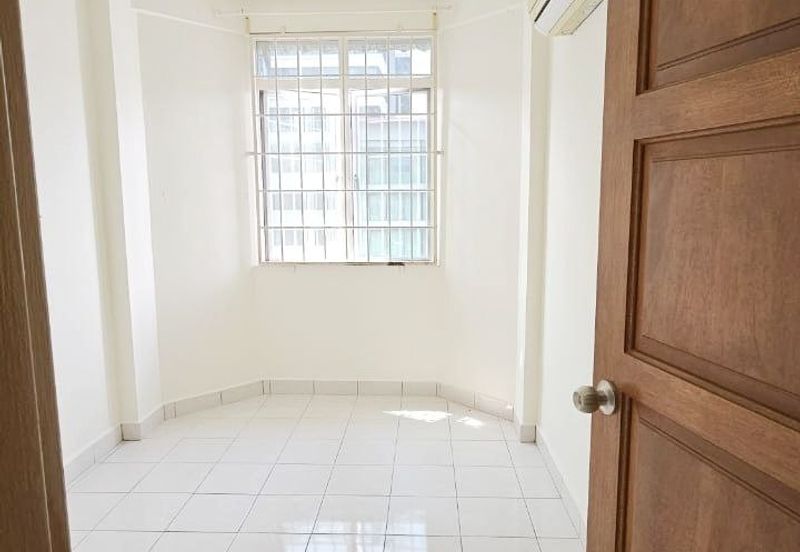 Sri Ixora Apartment, Seksyen 27