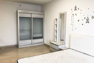 Halo Sunday @ Empire City