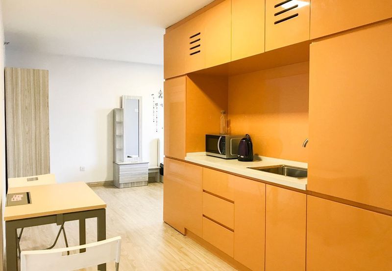 Halo Sunday @ Empire City