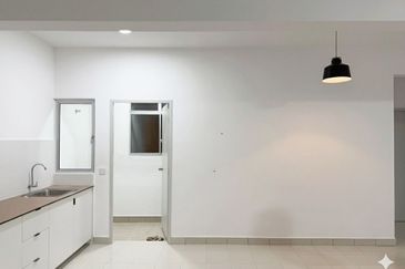 IDAMAN BUKIT JELUTONG