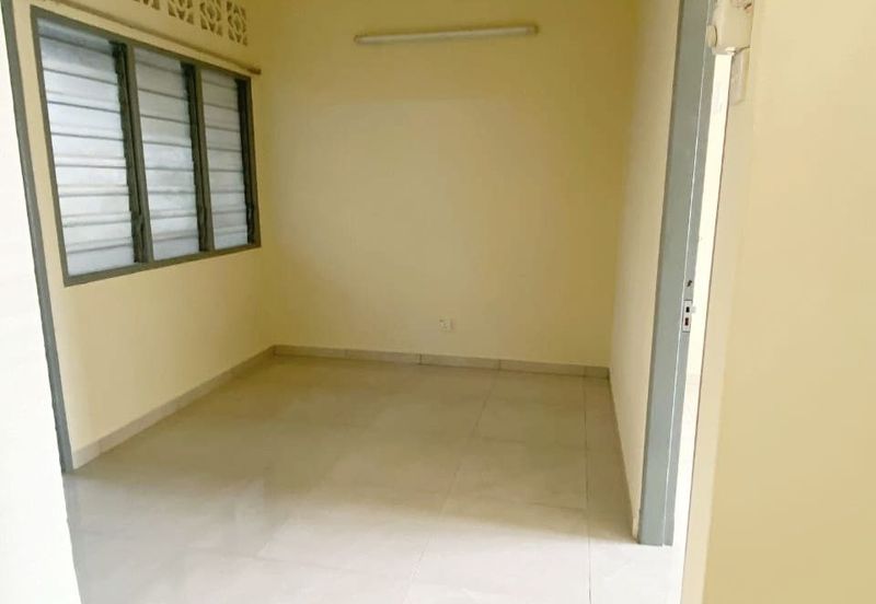 Seksyen 4, Petaling Jaya