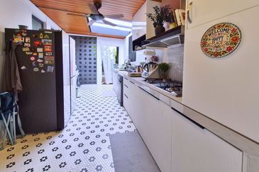 Elmina Green The Eighth @ City of Elmina