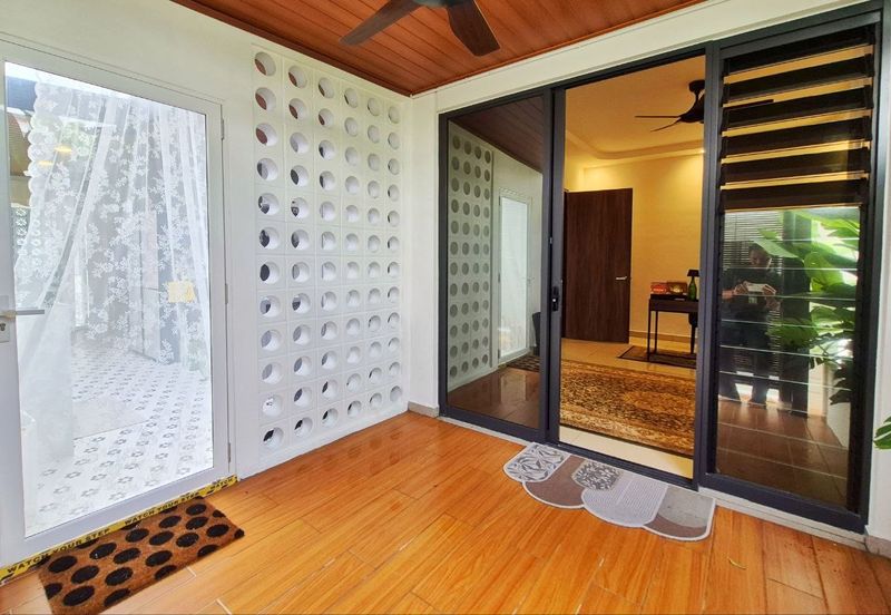 Elmina Green The Eighth @ City of Elmina