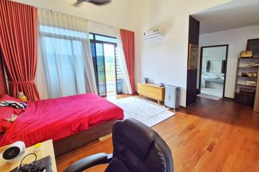 Elmina Green The Eighth @ City of Elmina