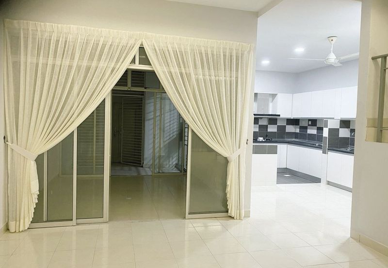 Jalan Setia Indah U13/10