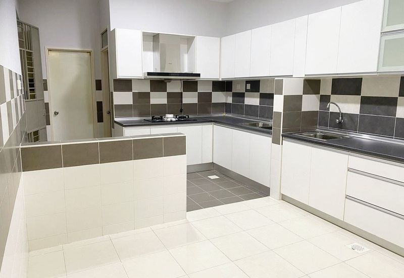 Jalan Setia Indah U13/10