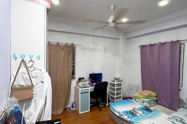 Pangsapuri Jati, Taman Subang Mewah