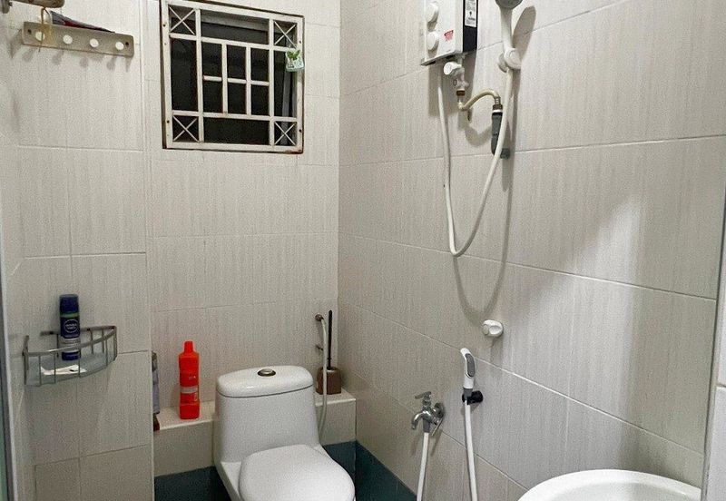 Pangsapuri Jati, Taman Subang Mewah